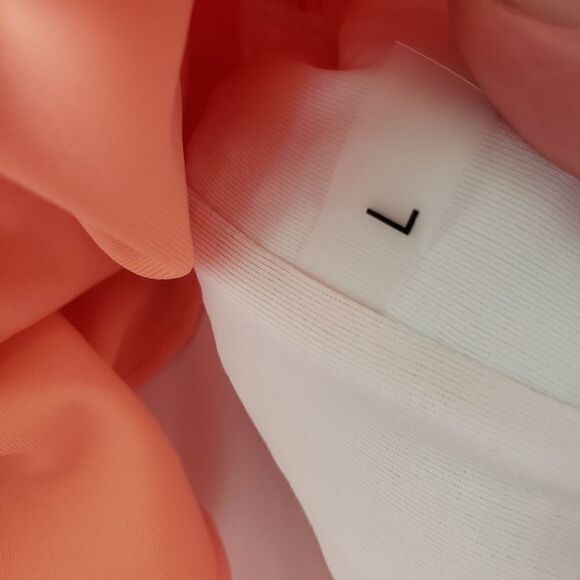 NWOT Unbranded Smocked Crop Tube Top Adjustable Spaghetti strap Size Large - Picture 8 of 8